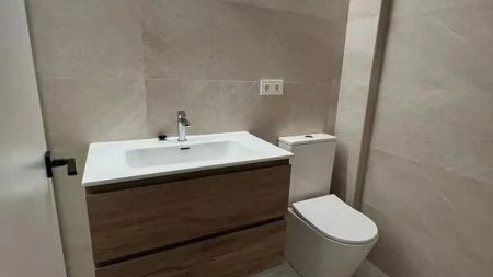 Piso de alquiler en Calle Calle Aspe, Reina Victoria - Miguel Hernández - Photo 5