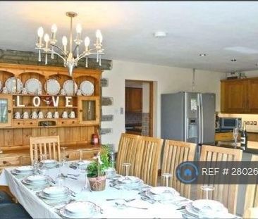 5 bedroom detached house to rent - Photo 3