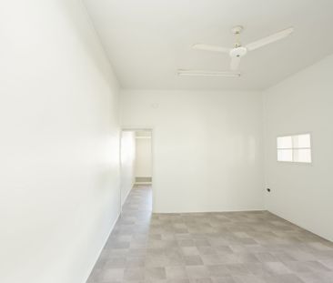 2/3 Hubert Street, South Townsville - Photo 4