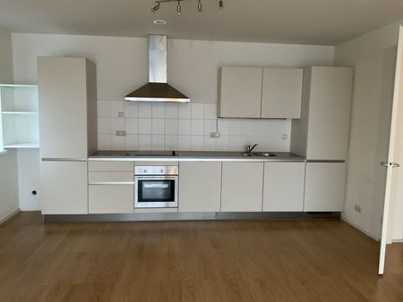 Appartement te huur: Regattaweg 310 9731 ND Groningen - Photo 2