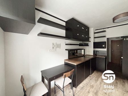 Pronájem bytu 1+kk 17 m² - Photo 2