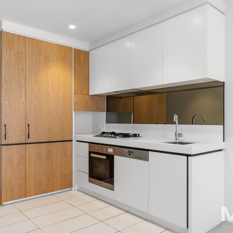 502/8 Daly Street, South Yarra - Photo 1