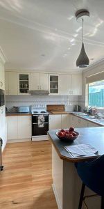 Spacious 3 Bedroom Home - Photo 4