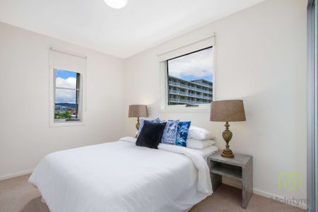 Modern convenient living at Watermark - Photo 5