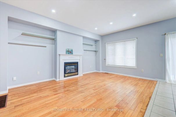 221 Hupfield Trail #MAIN - Photo 1