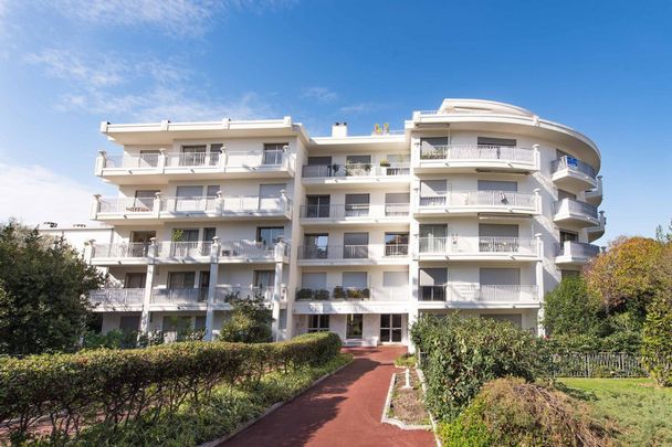 Nice Cimiez à louer studio vide 32 m² - Photo 1