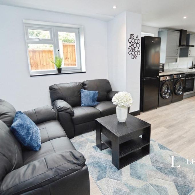 House share to rent - Photo 1