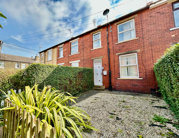 Rosedale Avenue Room 1 - Photo 1