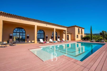 LOCATION SAISONNIÈRE - GOLFE DE SAINT-TROPEZ/GRIMAUD - VILLA 5 CHAMBRES - PISCINE - VUE MER PANORAMIQUE - Photo 2