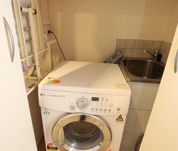 FURNISHED GARDEN FLAT - Photo 3