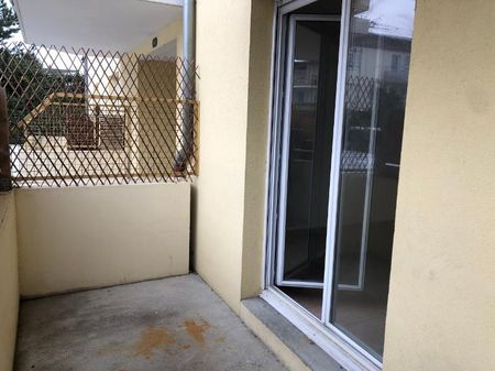 Location Appartement 2 pièces 51m² THONON LES BAINS 74200 - Photo 4