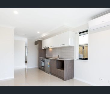 1 BEDROOM HOME IN GREENWOOD VILLAGE ESTATE! - Photo 4