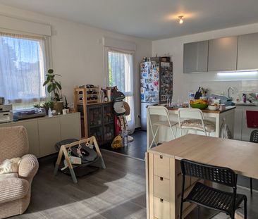 Location Appartement 3 pièces 64m² - Photo 6