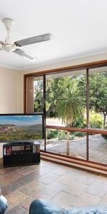 Charming 3-Bedroom Home - Photo 4