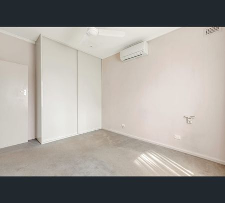 21 Crozier Tce, Oaklands Park, SA 5046 - Photo 4