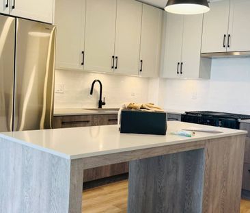 607-27218 Aldergrove Town Centre Drive, Langley - Photo 2