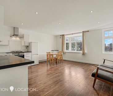 2 bedroom flat to rent - Photo 2