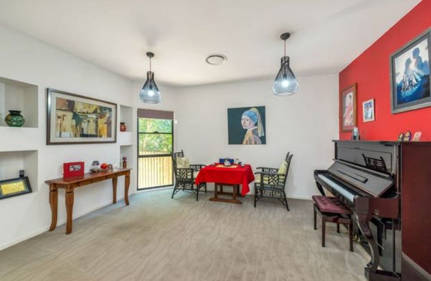 Executive Family Residence with Pool, Solar & Designer Finishes - Photo 1