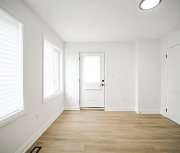 For Lease - 426 Veterans Drive Unit# 3, Barrie, Ontario - Photo 3