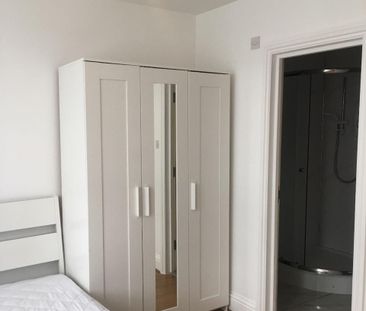 Studio Flat, Northbrook, IG1 - Photo 5