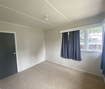 Positioned in the heart of popular Nawton, this freshly refreshed t... - Photo 2