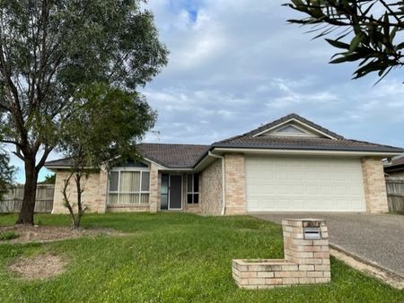 7 Ferny Crescent, Burpengary QLD 4505 - House For Rent - $680 | Domain - Photo 5