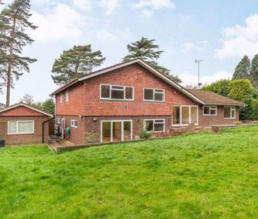 4 bedroom detached house to rent - Photo 5