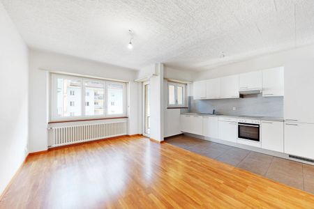 Ampio e luminoso 3.5 locali - Foto 2