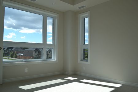 For Lease - 397 Codds Road Unit# 220, Manor Park - Cardinal Glen and Area, Ontario - Photo 2