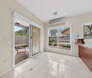 PRIVATE AND PERFECTLY POSITIONED IN DONVALE - Photo 5