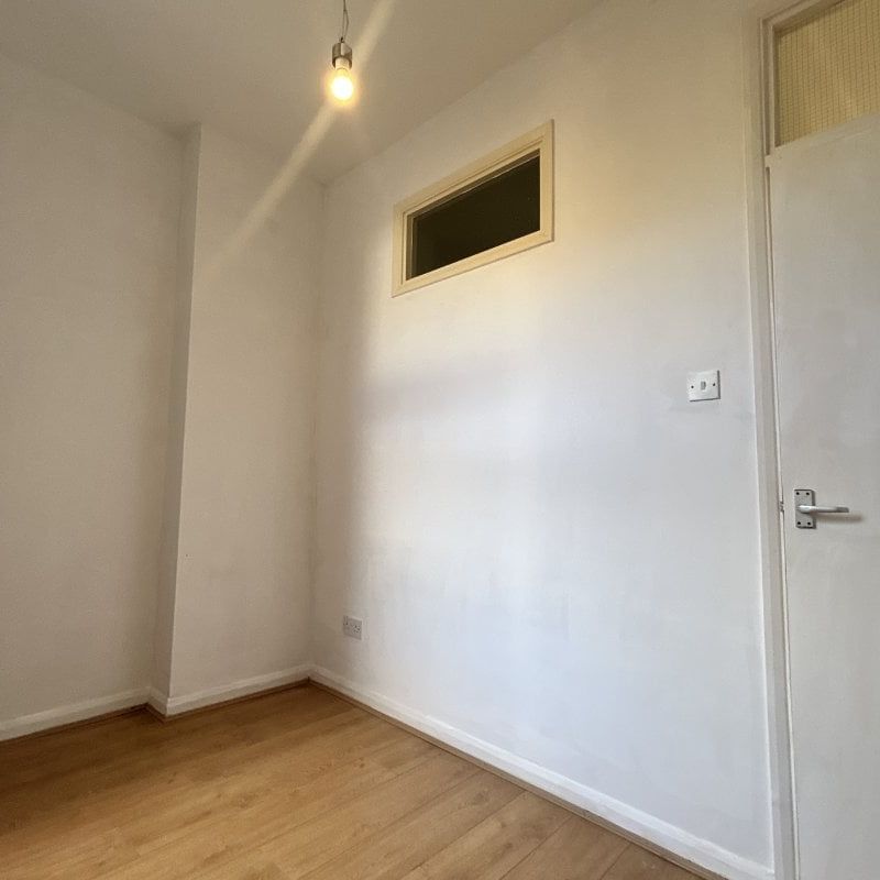 Glenfield Road - Photo 1