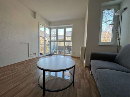 Helle, gepflegte Wohnung mit Balkon und Einbauküche - Foto 4