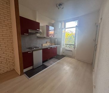 Location Appartement 2 pièces 40m² NIMES 30000 - Photo 3