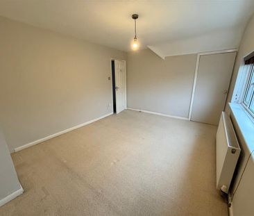 South Avenue, Doncaster, Bawtry - Photo 6