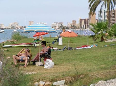 Apartamento de alquiler en Playa del Galán - Photo 4