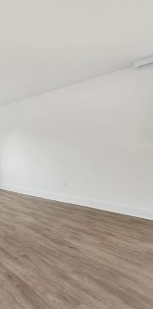 Pendrell Apartments - Photo 1