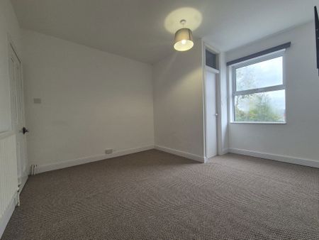 Victoria Road, Quarry Bank, Brierley Hill, DY5 - Photo 3