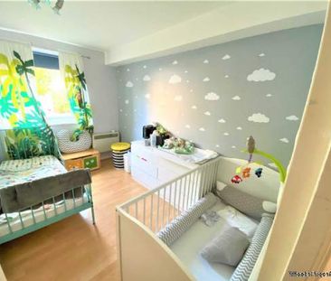 2 bedroom property to rent in London - Photo 1