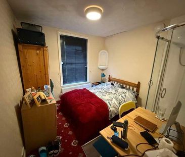 Highcliff Avenue, SO14 - Photo 2