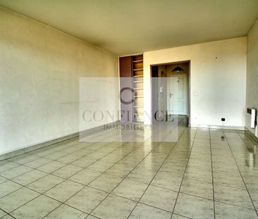 Location Appartement 4 pièces 76m² NICE 06000 - Photo 3