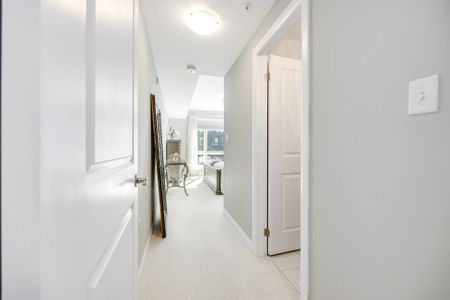 For Lease - 300 ESSA RD N/A Unit# 209, Barrie, Ontario - Photo 3