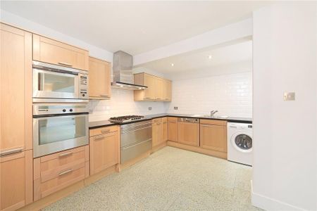 3 bedroom terraced house to rent - Photo 4