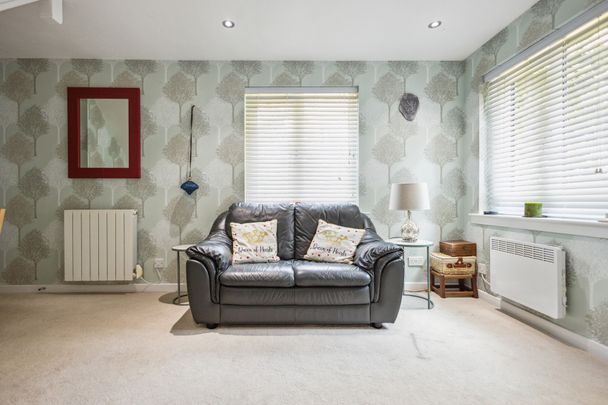 Dunbar Court - Photo 1