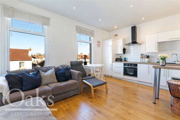 Grant Road, Addiscombe, Surrey - Photo 1