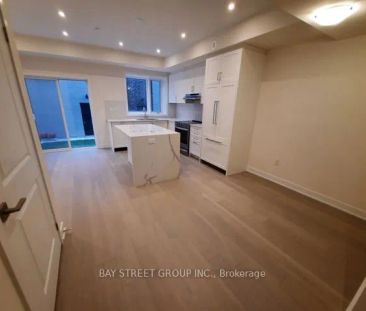 Condo Townhouse For Lease | W9249518 - Photo 5
