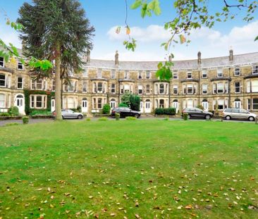 Royal Crescent, Harrogate, HG2 8AB - Photo 3