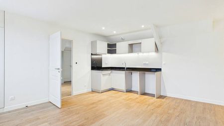 Beau F2 neuf - parking - Photo 5