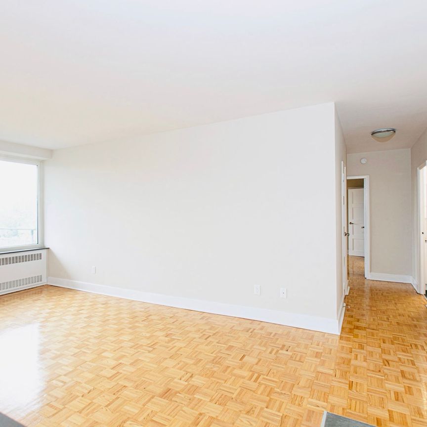 For Lease - 10 Shallmar Boulevard Unit# 701, Toronto, Ontario - Photo 1