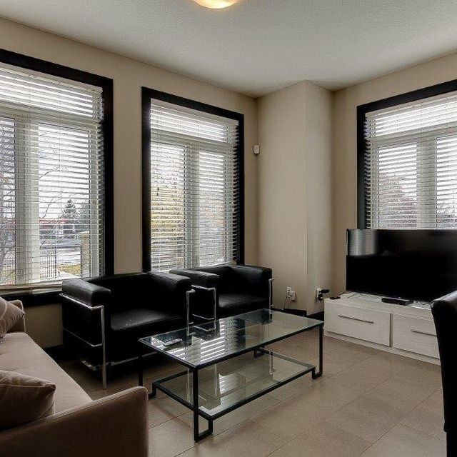 For Lease - 112 North Centre Road Unit# 38, London North, Ontario - Photo 1