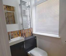 1 bedroom property to rent in Westcliff On Sea - Photo 5